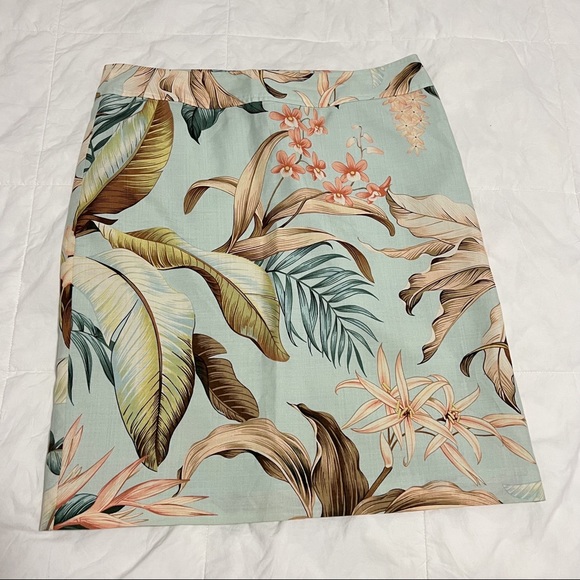 TOMMY BAHAMA ROYAL FLORAL PRINT SILK STRAIGHT SKIRT SIZE 8 - Picture 6 of 7